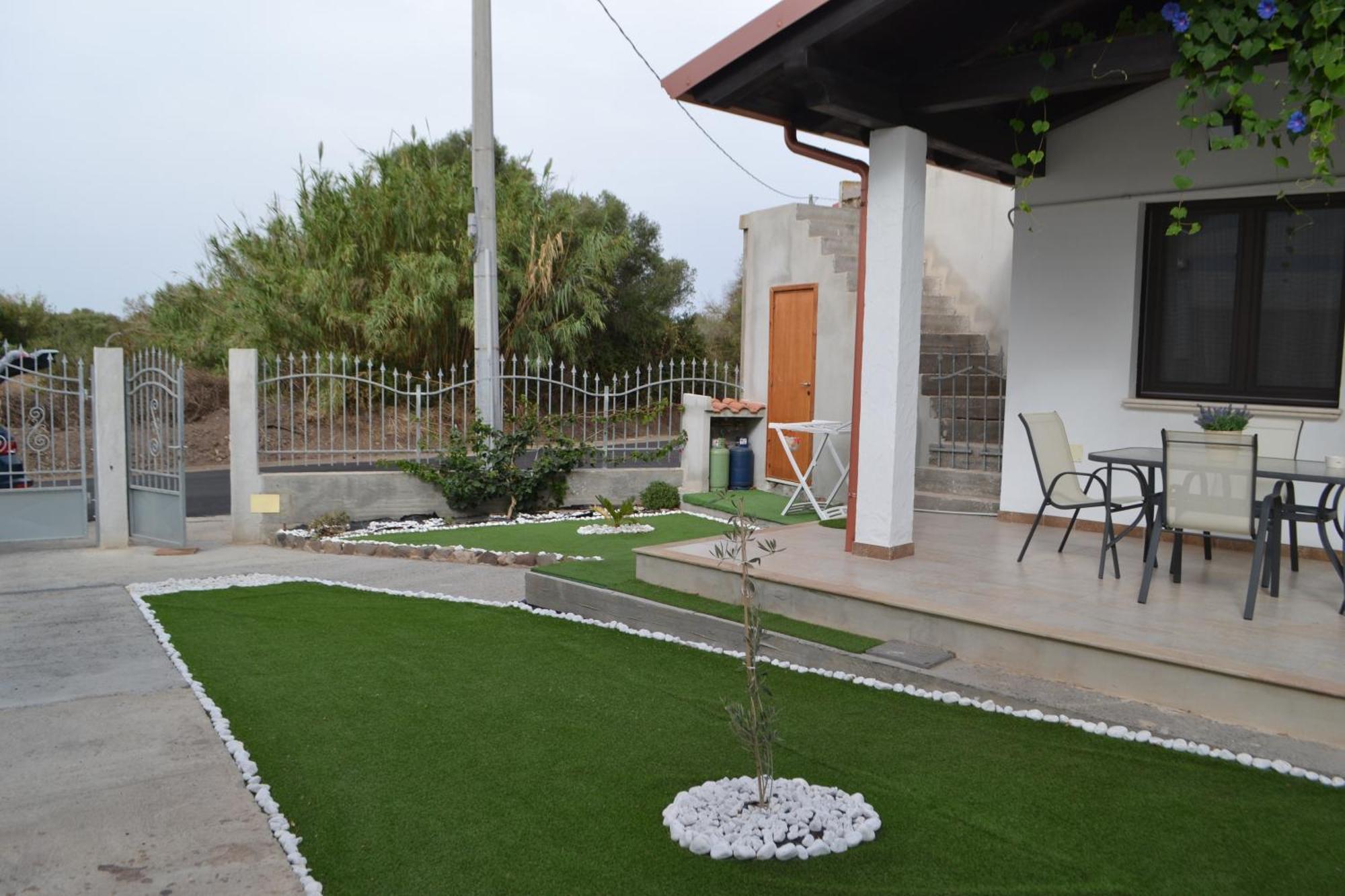 San Giovanni Suèrgiu Casa Giovanna מראה חיצוני תמונה